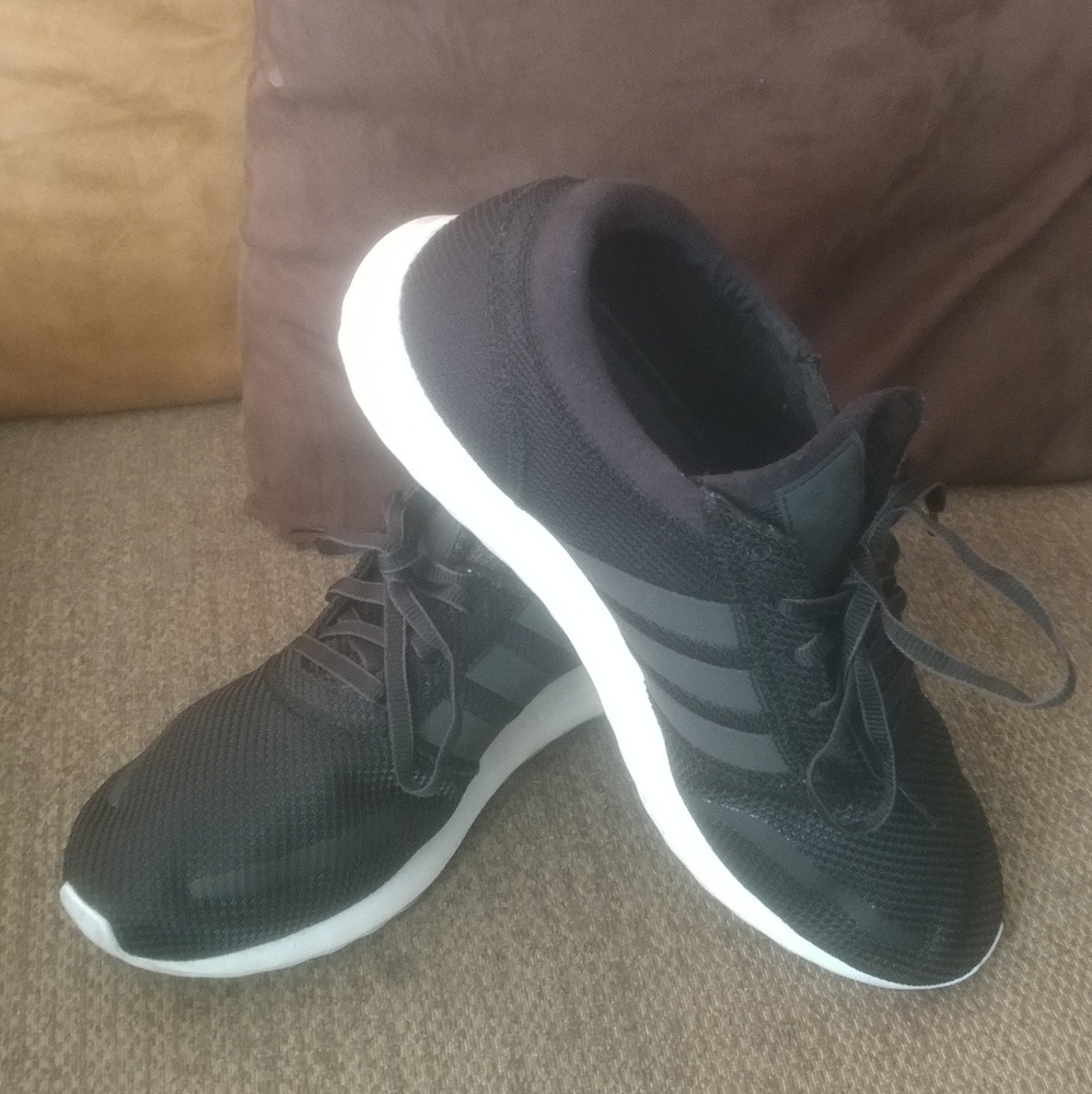 Adidas, Size 11